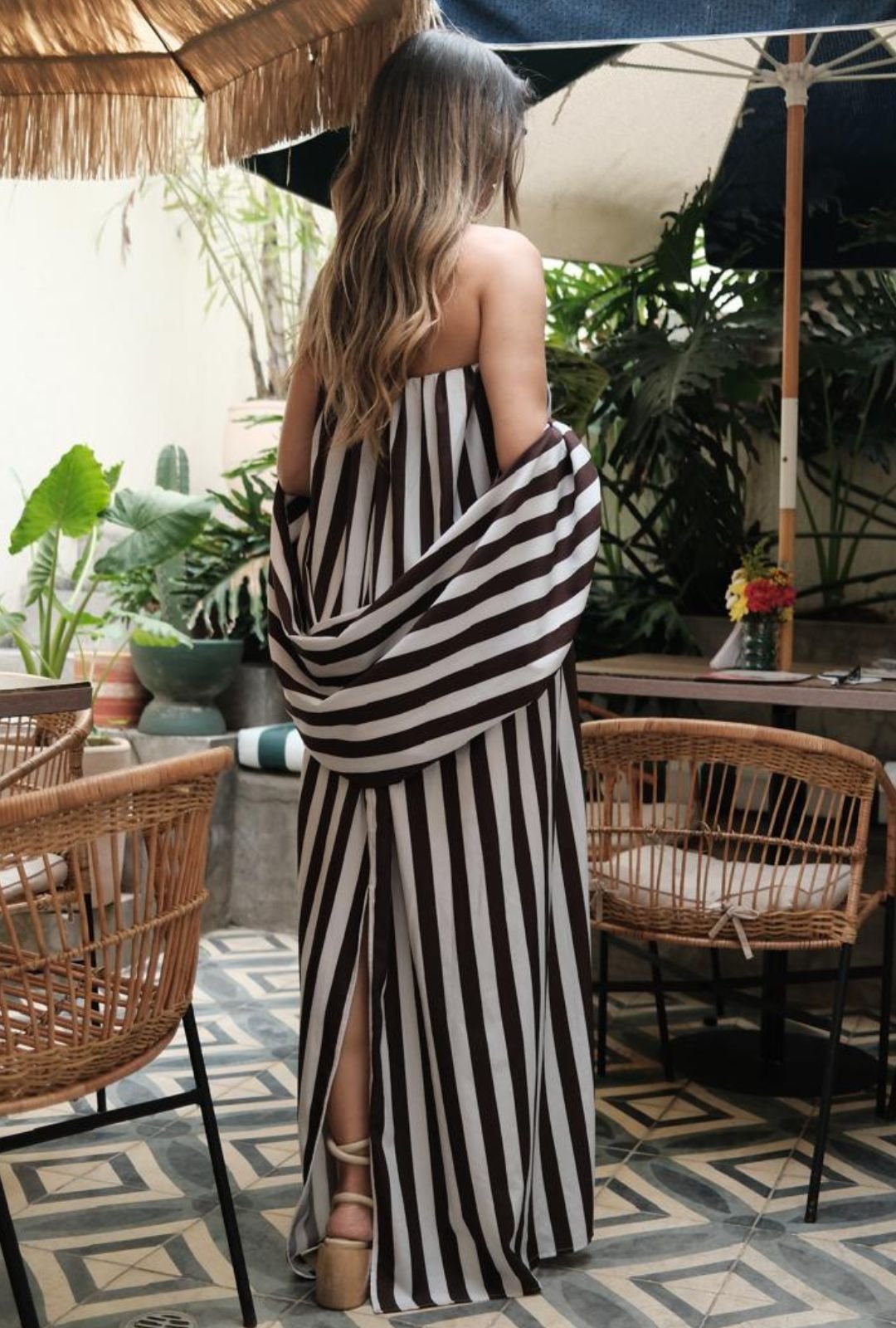 Vestido trasluz