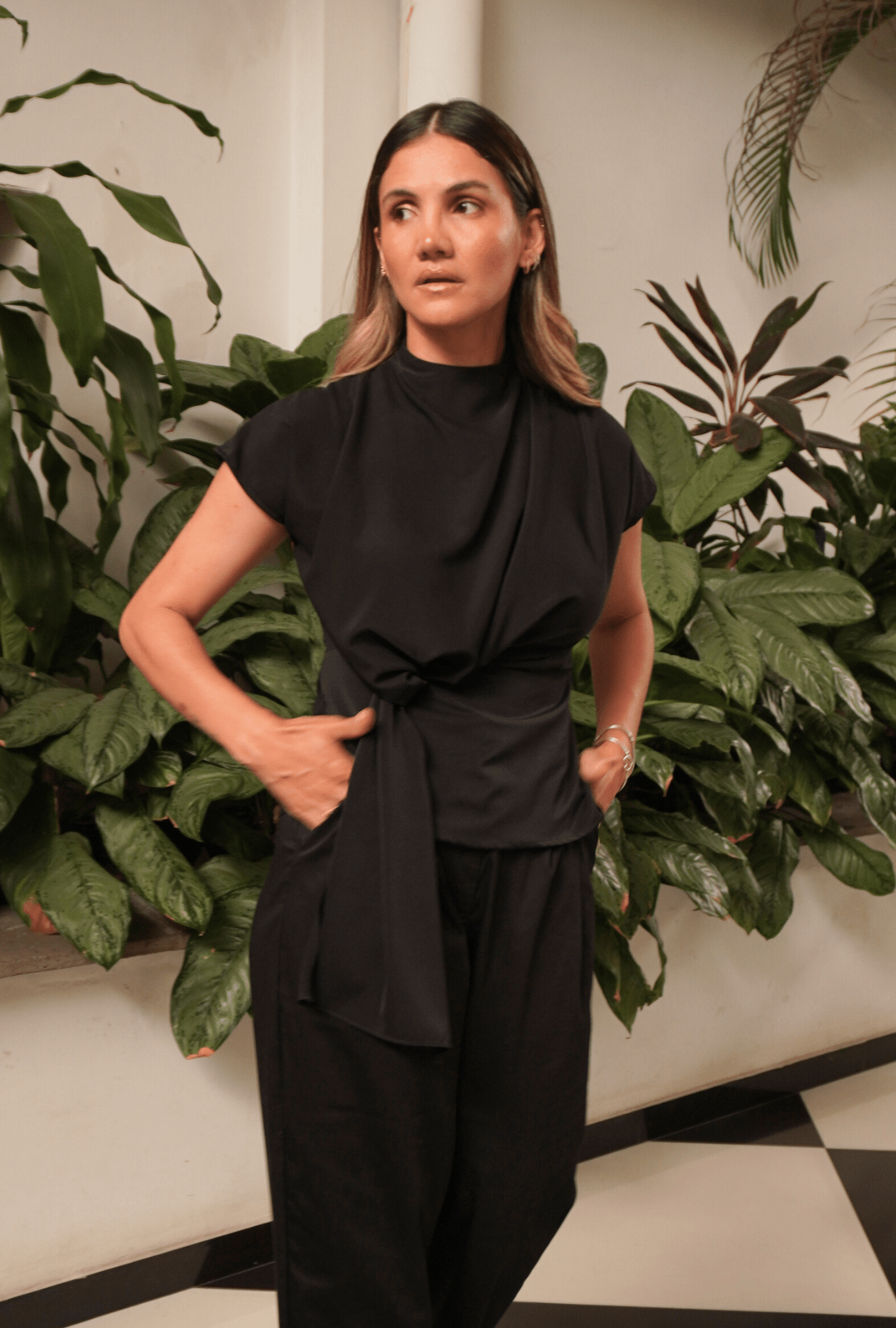 Blusa alborada negra