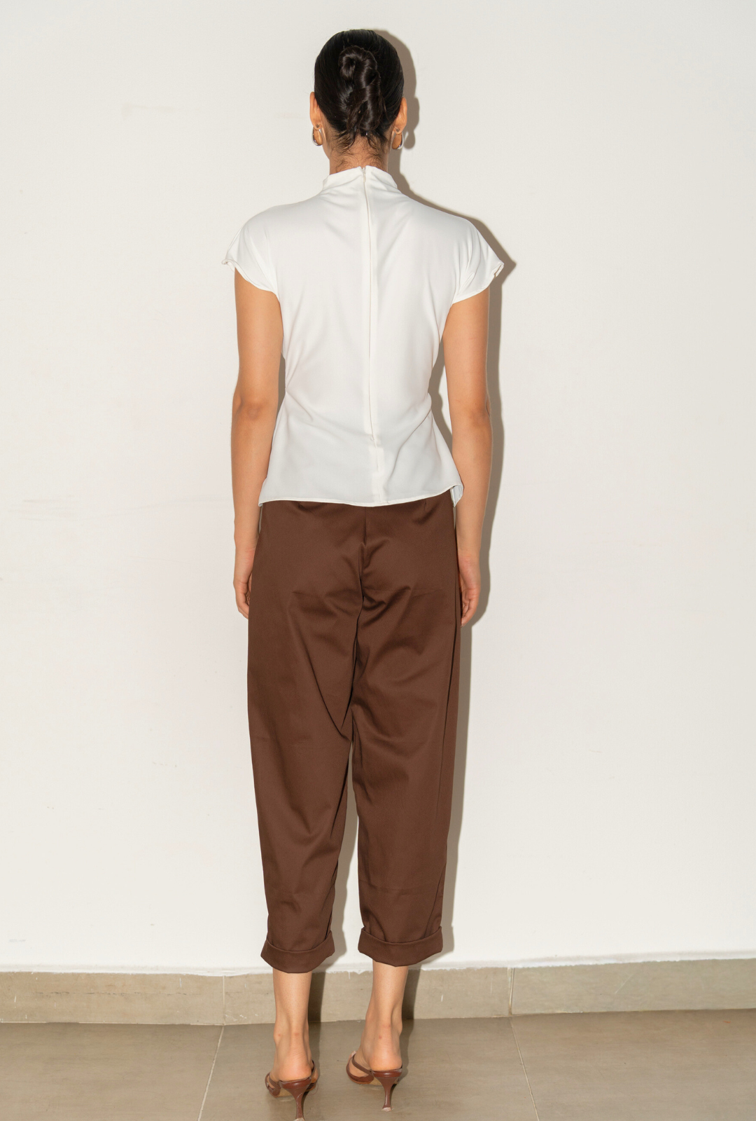 Pantalon media noche cafe