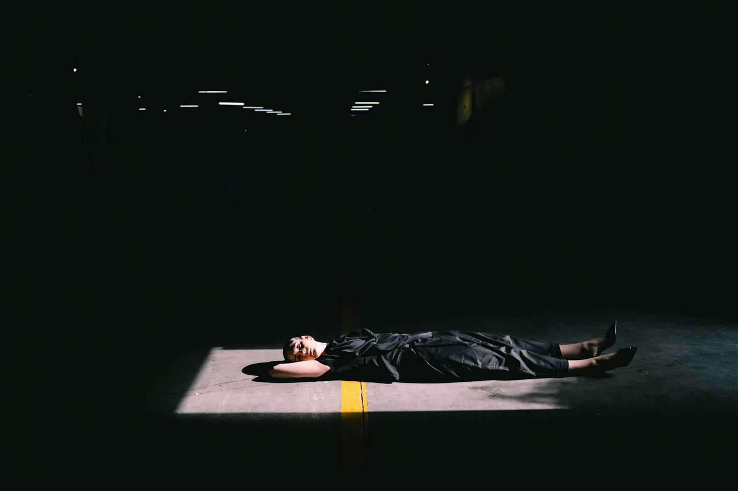 Pantalon media noche negro