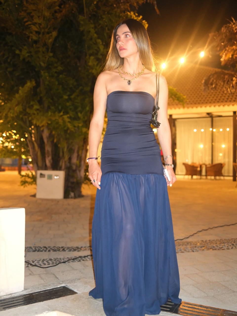 Vestido tulipán azul oscuro